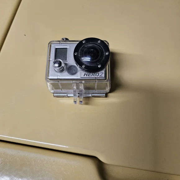 GoPro HERO2 Gray Adventure Camera - Picture 4 of 5